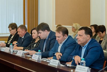 Рекомендовано принять